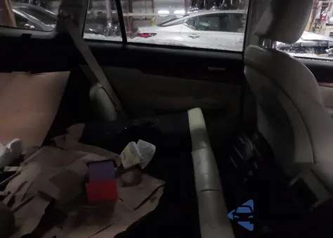 2012 Subaru Outback 2.5I Limited z USA, uszkodzony, nr VIN 4S4BRCLC0C3220677